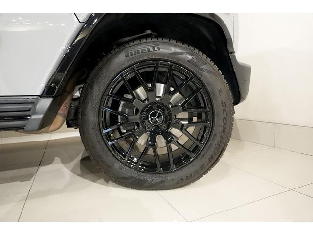 Gクラス G400d AMGライン ステルスグレーPKG ラグジュアリ-PKG アダプティブダンピング 全席シートヒーター レーダーセーフティ AppleCarPlay Burmester 純正ナビ LEDライト アンビエントライト(22枚目)