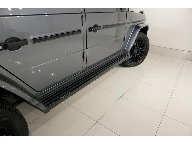 Gクラス G350d AMGライン D車 ダークステルス ラグジュアリーPKG アダプティブダンピング レーダーセーフティ Burmester 純正20インチAW 360°カメラ ブラックアウト マルチビームLEDライト シートヒータ(21枚目)