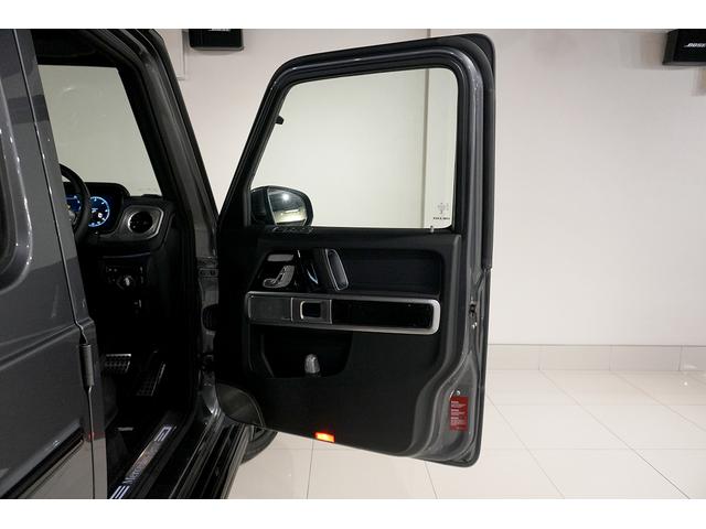 Gクラス G350d AMGライン D車 ダークステルス ラグジュアリーPKG アダプティブダンピング レーダーセーフティ Burmester 純正20インチAW 360°カメラ ブラックアウト マルチビームLEDライト シートヒータ(23枚目)