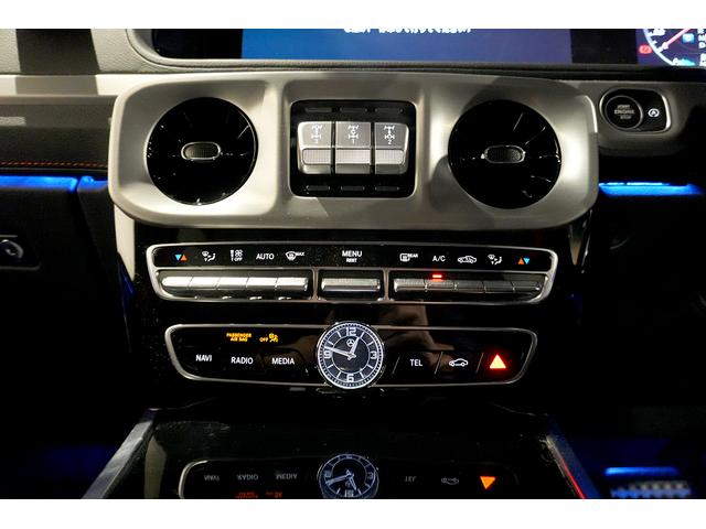 Gクラス G350d AMGライン D車 ダークステルス ラグジュアリーPKG アダプティブダンピング レーダーセーフティ Burmester 純正20インチAW 360°カメラ ブラックアウト マルチビームLEDライト シートヒータ(48枚目)