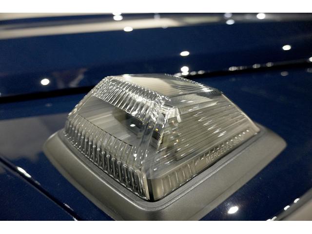 Ｇクラス Ｇ４５０ｄ　ＡＭＧラインパッケージ　Ｅｄｉｔｉｏｎ　ＭＡＮＵＦＡＫＴＵＲ　Ｉｃｏｎ　限定車　ダークブルー　ナイトＰＫＧ　オブシディアンブラックルーフ／バンパーホイールアーチ／ランニングボード　ＭＡＮＵＦＡＫＴＵＲプログラムプラス（9枚目）