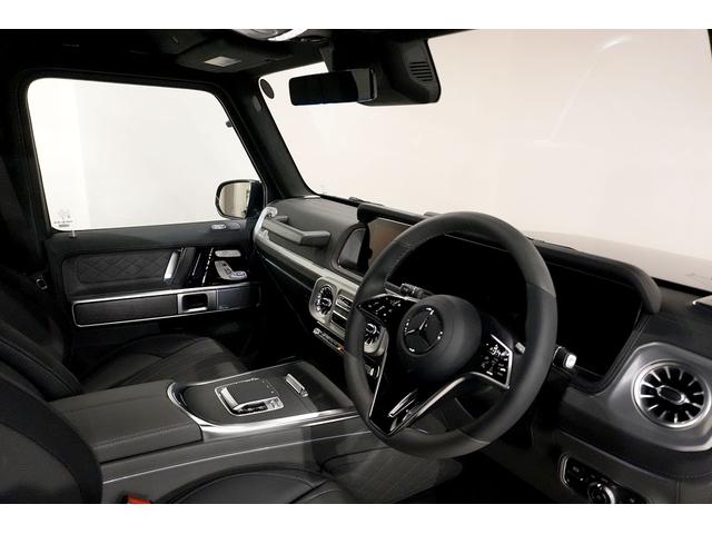 Ｇクラス Ｇ４５０ｄ　ＡＭＧラインパッケージ　Ｅｄｉｔｉｏｎ　ＭＡＮＵＦＡＫＴＵＲ　Ｉｃｏｎ　限定車　ダークブルー　ナイトＰＫＧ　オブシディアンブラックルーフ／バンパーホイールアーチ／ランニングボード　ＭＡＮＵＦＡＫＴＵＲプログラムプラス（24枚目）