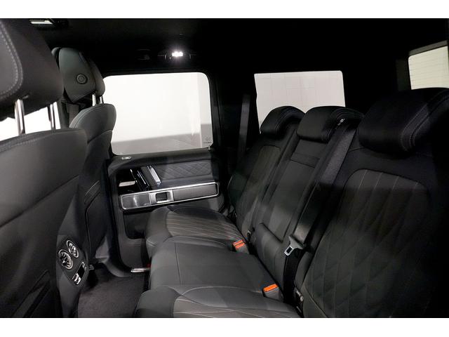 Ｇクラス Ｇ４５０ｄ　ＡＭＧラインパッケージ　Ｅｄｉｔｉｏｎ　ＭＡＮＵＦＡＫＴＵＲ　Ｉｃｏｎ　限定車　ダークブルー　ナイトＰＫＧ　オブシディアンブラックルーフ／バンパーホイールアーチ／ランニングボード　ＭＡＮＵＦＡＫＴＵＲプログラムプラス（36枚目）