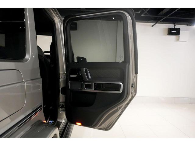 Gクラス G450d AMGラインパッケージ maqspeed 9 MANU+ ナイトPKG MBUX ダイヤステッチシート サンルーフ 純正20インチホイール インナーブラックレンズ Burmester3Dサウンド 温冷カップホルダー(31枚目)