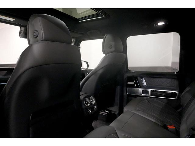 Gクラス G450d AMGラインパッケージ maqspeed 9 MANU+ ナイトPKG MBUX ダイヤステッチシート サンルーフ 純正20インチホイール インナーブラックレンズ Burmester3Dサウンド 温冷カップホルダー(34枚目)