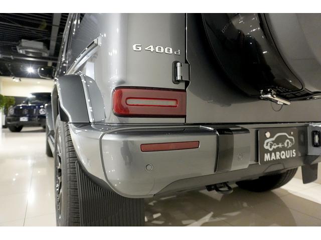 Gクラス G400d AMGライン ダークステルス ラグジュアリーPKG アダプティブダンピング 電動サイドステップ イージークローザー シートヒーター ドラレコ メモリー付パワーシート Burmesterサウンド サンルーフ(13枚目)