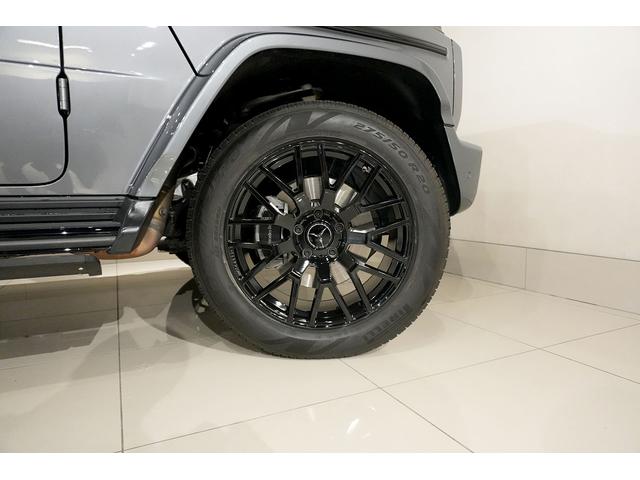 Gクラス G400d AMGライン ダークステルス ラグジュアリーPKG アダプティブダンピング 電動サイドステップ イージークローザー シートヒーター ドラレコ メモリー付パワーシート Burmesterサウンド サンルーフ(20枚目)