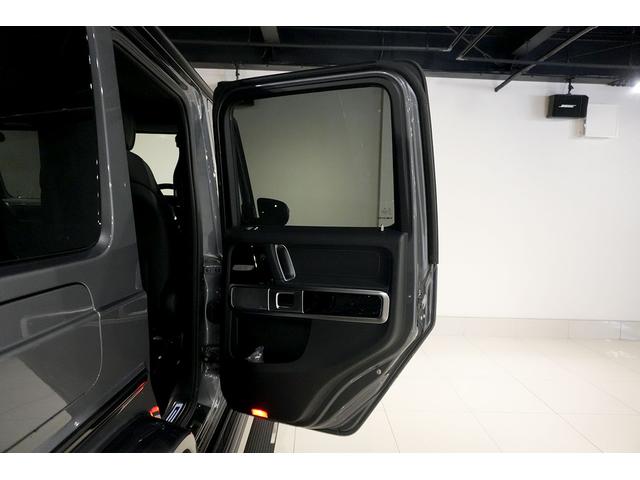 Gクラス G400d AMGライン ダークステルス ラグジュアリーPKG アダプティブダンピング 電動サイドステップ イージークローザー シートヒーター ドラレコ メモリー付パワーシート Burmesterサウンド サンルーフ(33枚目)