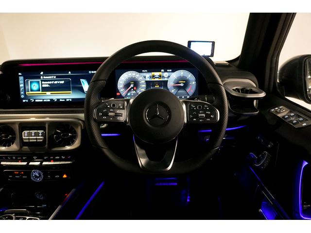 Gクラス G400d AMGライン ダークステルス ラグジュアリーPKG アダプティブダンピング 電動サイドステップ イージークローザー シートヒーター ドラレコ メモリー付パワーシート Burmesterサウンド サンルーフ(40枚目)