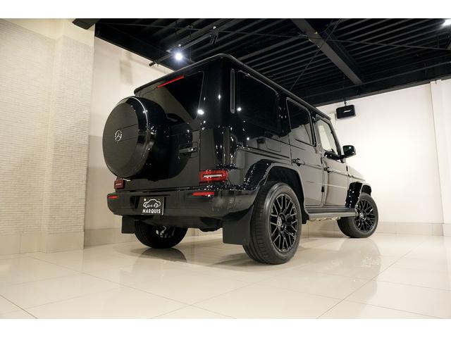 Gクラス G450d AMGラインパッケージ maqspeed 9 ダークブラック ナイトパッケージインナーブラックライト MANUFAKTUR本革巻きツートンステアリング MANUFAKTURプログラムプラス シートヒーター/ベンチレーション(17枚目)