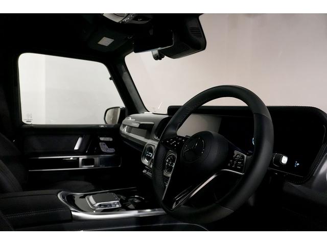 Gクラス G450d AMGラインパッケージ maqspeed 9 ダークブラック ナイトパッケージインナーブラックライト MANUFAKTUR本革巻きツートンステアリング MANUFAKTURプログラムプラス シートヒーター/ベンチレーション(26枚目)