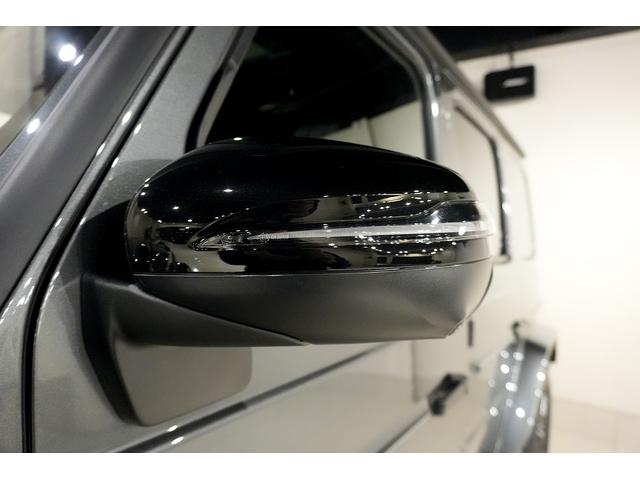 Ｇクラス Ｇ４５０ｄ　ＡＭＧラインパッケージ　ナイトＰＫＧ　ＭＡＮＵＦＡＫＴＵＲプログラムプラス　ＭＡＮＵＦＡＫＴＵＲカラー　Ｂｕｒｍｅｓｔｅｒ３Ｄ　サンルーフ　ＭＢＵＸ温冷カップホルダー　シートヒーター／ベンチレーション　リラクゼーションシート（10枚目）