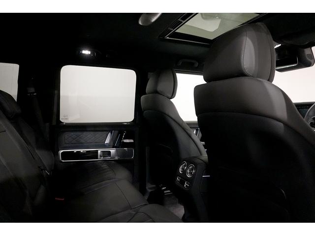 Ｇクラス Ｇ４５０ｄ　ＡＭＧラインパッケージ　ナイトＰＫＧ　ＭＡＮＵＦＡＫＴＵＲプログラムプラス　ＭＡＮＵＦＡＫＴＵＲカラー　Ｂｕｒｍｅｓｔｅｒ３Ｄ　サンルーフ　ＭＢＵＸ温冷カップホルダー　シートヒーター／ベンチレーション　リラクゼーションシート（35枚目）