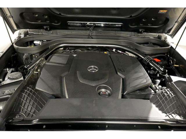 Ｇクラス Ｇ４５０ｄ　ＡＭＧラインパッケージ　ナイトＰＫＧ　ＭＡＮＵＦＡＫＴＵＲプログラムプラス　ＭＡＮＵＦＡＫＴＵＲカラー　Ｂｕｒｍｅｓｔｅｒ３Ｄ　サンルーフ　ＭＢＵＸ温冷カップホルダー　シートヒーター／ベンチレーション　リラクゼーションシート（50枚目）