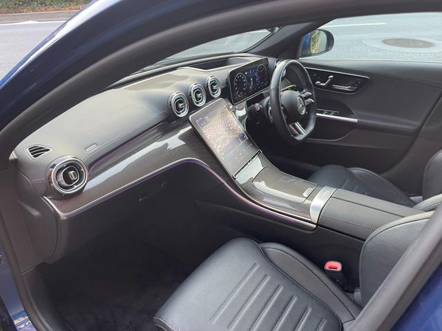 Ｃクラス Ｃ２２０ｄアバンギャルド　ＡＭＧライン　ＡＭＧライン・レザーＥＸＣＰＫＧ・ベーシックＰＫＧ・レーダーセーフティＰＫＧ・ヘッドアップディスプレイ・パドルシフト・ブラックレザーシート・ＭＢＵＸ・パークトロニック・ＡＭＧアルミ（22枚目）