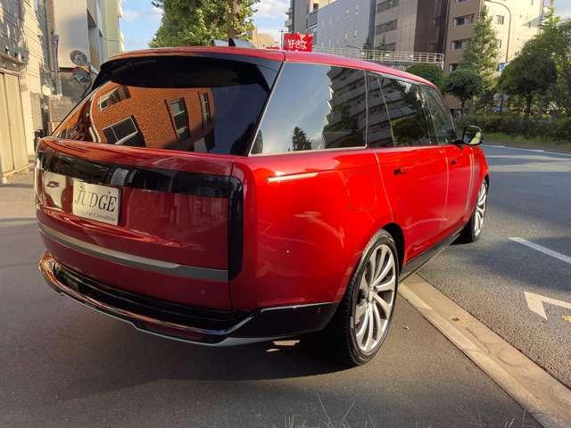 レンジローバー ＨＳＥ　Ｐ５３０　ロングホイールベース　アダプティブクルーズコントロールレーンキープアシストパーキングアシストサンルーフ・ガラスルーフアルミエアサスペンション電動リアゲートワンオーナー記録簿（18枚目）