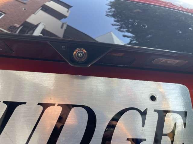 レンジローバー ＨＳＥ　Ｐ５３０　ロングホイールベース　アダプティブクルーズコントロールレーンキープアシストパーキングアシストサンルーフ・ガラスルーフアルミエアサスペンション電動リアゲートワンオーナー記録簿（24枚目）