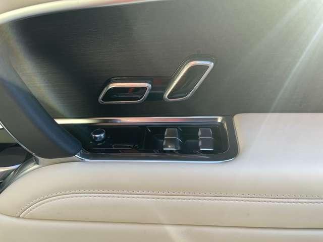 レンジローバー ＨＳＥ　Ｐ５３０　ロングホイールベース　アダプティブクルーズコントロールレーンキープアシストパーキングアシストサンルーフ・ガラスルーフアルミエアサスペンション電動リアゲートワンオーナー記録簿（33枚目）