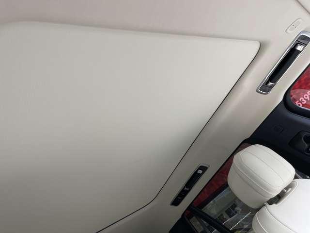 レンジローバー ＨＳＥ　Ｐ５３０　ロングホイールベース　アダプティブクルーズコントロールレーンキープアシストパーキングアシストサンルーフ・ガラスルーフアルミエアサスペンション電動リアゲートワンオーナー記録簿（46枚目）