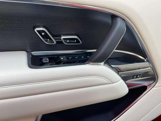 レンジローバー ＨＳＥ　Ｐ５３０　ロングホイールベース　アダプティブクルーズコントロールレーンキープアシストパーキングアシストサンルーフ・ガラスルーフアルミエアサスペンション電動リアゲートワンオーナー記録簿（52枚目）