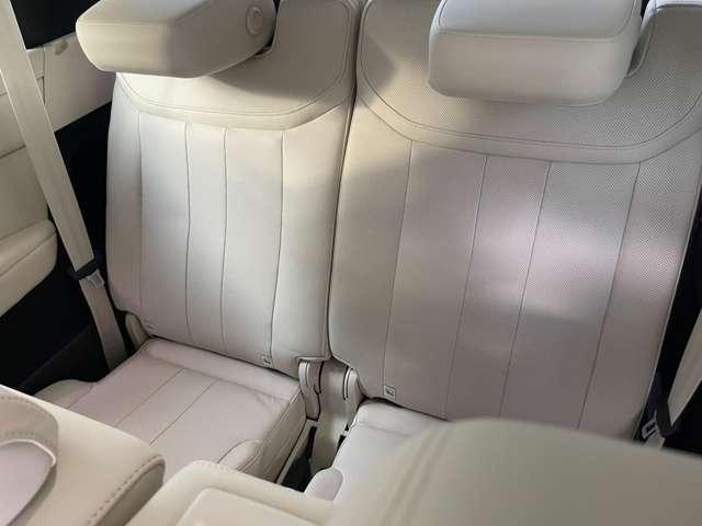 レンジローバー ＨＳＥ　Ｐ５３０　ロングホイールベース　アダプティブクルーズコントロールレーンキープアシストパーキングアシストサンルーフ・ガラスルーフアルミエアサスペンション電動リアゲートワンオーナー記録簿（54枚目）