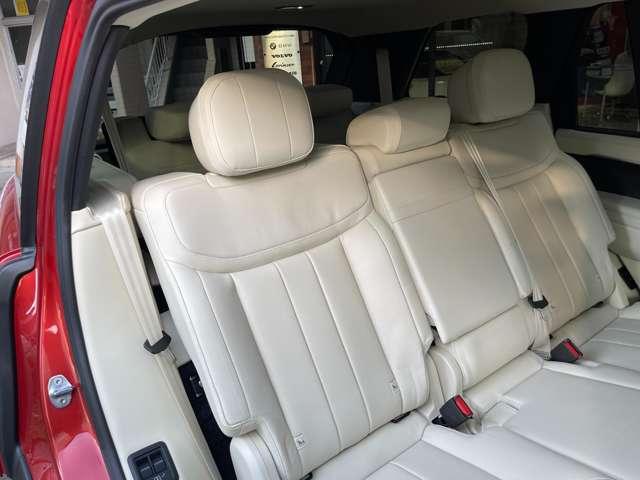 レンジローバー ＨＳＥ　Ｐ５３０　ロングホイールベース　アダプティブクルーズコントロールレーンキープアシストパーキングアシストサンルーフ・ガラスルーフアルミエアサスペンション電動リアゲートワンオーナー記録簿（58枚目）