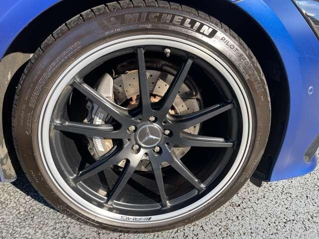 GT 4ドアクーペ 53 4マチック+ フルレザー仕様 AMGパフォーマンスシート&AMGパフォーマンスエグゾーストシステムアダプティブクルーズコントロール・レーンキープ・アシストパーキングアシスト・ブラインドスポット(12枚目)