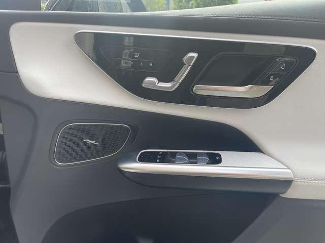 ＧＬＣ ＧＬＣ２２０ｄ　４マチック　ＡＭＧラインパッケージ　ディーゼルターボ　４ＷＤ　シートヒーター　白革シート　３６０°カメラアダプティブクルーズコントロールレーンキープアシストパーキングアシストアイドリングストップ盗難防止装置オートマチックハイビーム（28枚目）