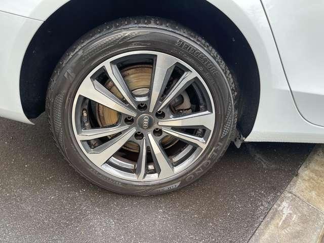 A4アバント 2.0TFSI ドラレコ付 障害物センサー・バックカメラ・アイドリングストップ・盗難防止装置スマートキー・エアコン・HDDナビ・テレビ・ETC・パワーシート・LED・17インチアルミ・記録簿(11枚目)