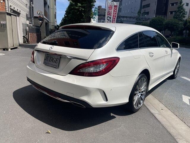 ＣＬＳクラス シューティングブレーク ＣＬＳ２２０ｄ　ＡＭＧライン　シューティングブレーク　ディーゼルターボ　レーダーセーフフィーＰＫＧ　バックカメラ　アダプティブクルーズコントロールレーンキープアシストパーキングアシスト横滑り防止装置アイドリングストップ盗難防止装置パワーステアリング（9枚目）