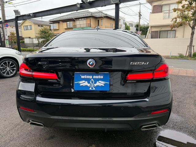 ５シリーズ ５２３ｄ　ｘＤｒｉｖｅ　Ｍスポーツ　後期　黒革　イノベーションパッケージ　レーザーライト（12枚目）