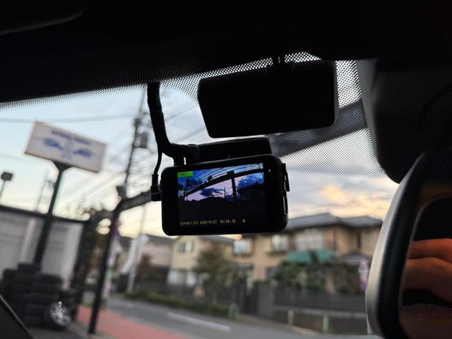 ４シリーズ ４２０ｄ　ｘＤｒｉｖｅグランクーペＭスポハイラインＰ　黒革　車検Ｒ９年９月　令和７年９月車検時タイヤ４本交換済（28枚目）