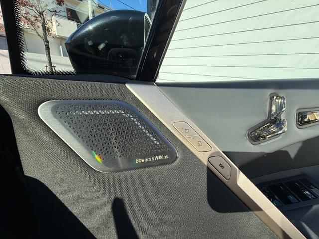 iX xDrive 50 ガラスルーフ B&Wサウンド Youtube(42枚目)