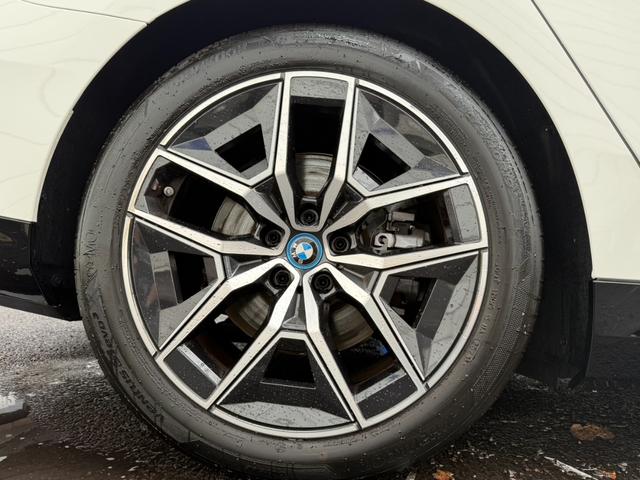 ｉ５ ｅＤｒｉｖｅ　４０ツーリング　Ｍスポーツ　Ｙｏｕｔｕｂｅ　テレビ　ハーマンカードン（13枚目）