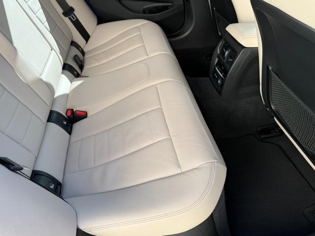 ３シリーズ Ｍ３４０ｉ　ｘＤｒｉｖｅ　アイボリーレザー　レーザーヘッドライト　ＡＣＣ　レーンキープ（16枚目）