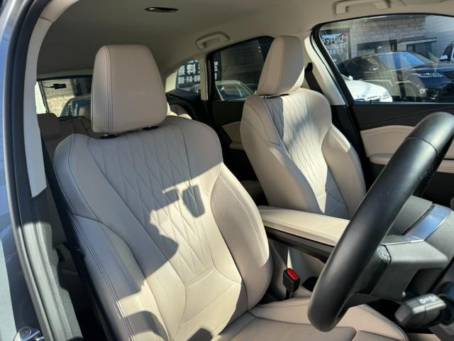 2シリーズ 218dアクティブツアラーエクスクルシブハイラインP アイボリーレザー ハーマンカードンスピーカー ヘッドアップディスプレィ(4枚目)