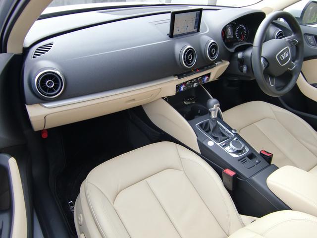 1.4TFSI 禁煙1オーナ ベージュ革 ナビTV Bカメラ(14枚目)