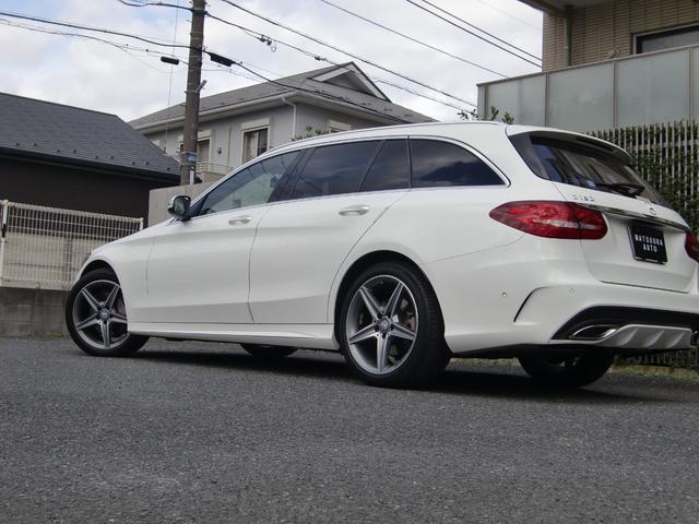 スポーツグレードにＡＭＧデザインの純正１８インチがエアロパーツとマッチしております！