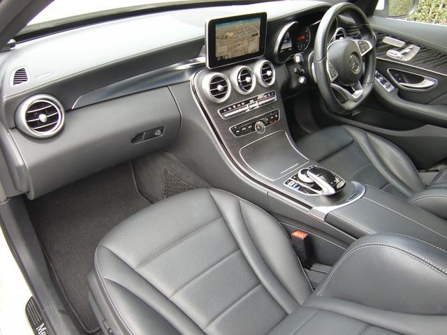 前席には３段階のシートヒーターが装備されておりますので、寒い季節もポカポカ快適です♪