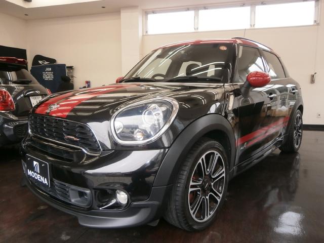 ＭＩＮＩ ジョンクーパーワークス　クロスオーバー　ＪＣＷフルエアロ　ＪＣＷステアリング　ＪＣＷ１８インチアルミホイール　インナーブラックアダプティブバイキセノンヘッドライト　ＥＴＣ　２１８馬力１．６ターボ　４ＷＤ　ＳＰＯＲＴモードスイッチ　ドラレコ（11枚目）