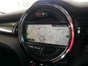 クーパーＤ　６０イヤーズエディション　専用装備　特別仕様車　ブラウンレザーシート　シートヒーター　ユアーズレザーステアリング　純正ナビ　フルセグＴＶ　バックカメラ　ＥＴＣ　ユニオンジャックテール　専用１７インチアルミホイール　スマートキー（31枚目）