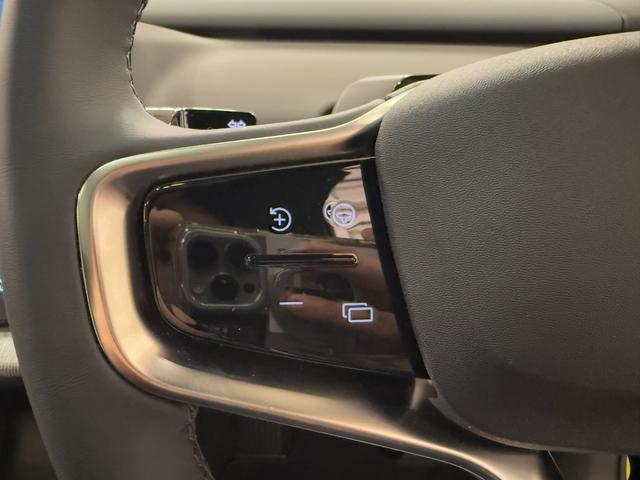 EX30 ウルトラシングルモーター エクステンデッドレンジ 2024年式/ワンオーナー車/正規ディーラー車/メーカー保証付き/パノラマガラスルーフ/パワーシート&シートヒーター/走行1100KM(16枚目)