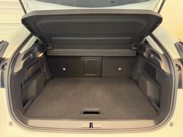 E-C4 シャイン ワンオーナー/パノラミックスライディングルーフ/バックモニター/LEDオートヘッドライト(12枚目)