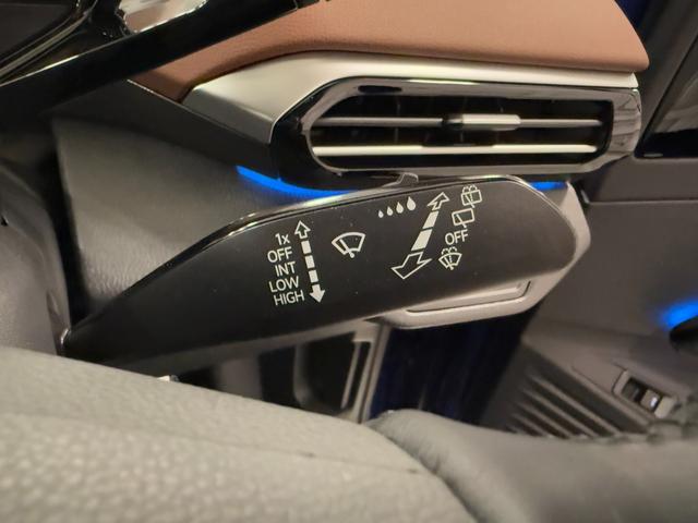 ID.4 プロ 令和5年式/ID4 プロ/パノラミックグラスルーフ/ハーフレザーシート&ヒーター/カープレイ&全方位モニター/LEDオートヘッドライト(21枚目)