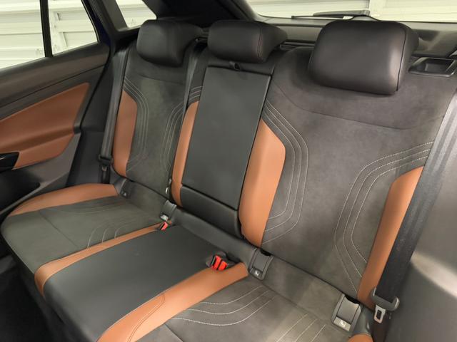 ID.4 プロ 令和5年式/ID4 プロ/パノラミックグラスルーフ/ハーフレザーシート&ヒーター/カープレイ&全方位モニター/LEDオートヘッドライト(34枚目)