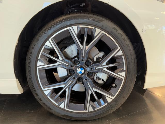 1シリーズ 120 Mスポーツ 令和7年式/M-Sportパッケージ/専用ハーフレザーシート/LEDオートヘッドライト/走行3000km(7枚目)