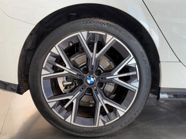 1シリーズ 120 Mスポーツ 令和7年式/M-Sportパッケージ/専用ハーフレザーシート/LEDオートヘッドライト/走行3000km(8枚目)