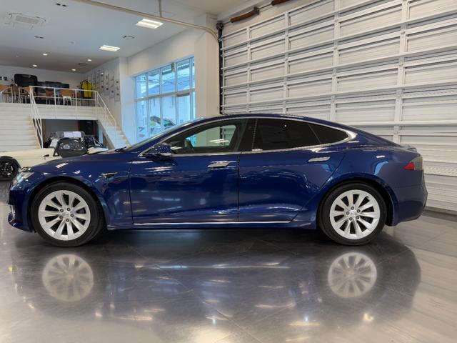 【バッテリー及びドライブユニット限定保証】新車登録から８年または、１６００００ｋｍいずれか先に達するまで、７０％のバッテリー容量を保証　以上の保証のみが対象となります。