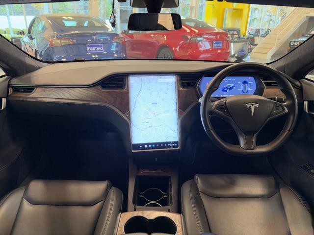内外装共に状態良好のテスラです。ズバリ　お買い得です、早い者勝ちの車両です。