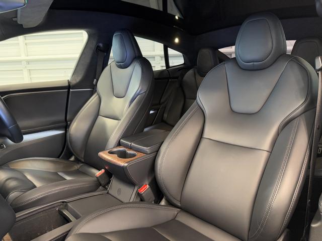 オートローン☆今なら低金利☆実質年率２．９％〜、最長１２０回まで対応しております。頭金０円も可能です！自由返済型にも対応！ご返済プランも均等型から据え置き型まで自由自在です！すぐ試算致します！